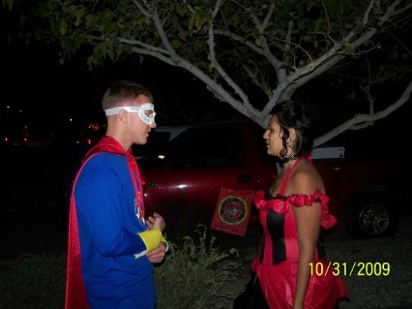 Halloween costume thread! Post your photos from last year and this year! : wedding halloween costumes 14643 105940119417940 100000058571258 160931 4026145 N