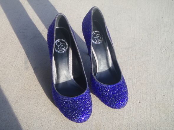 Finished: DIY Cobalt Crystal Shoes (Pic Heavy) :  wedding swarovski strass cobalt crystal diy shoes Shoesfinishedfront