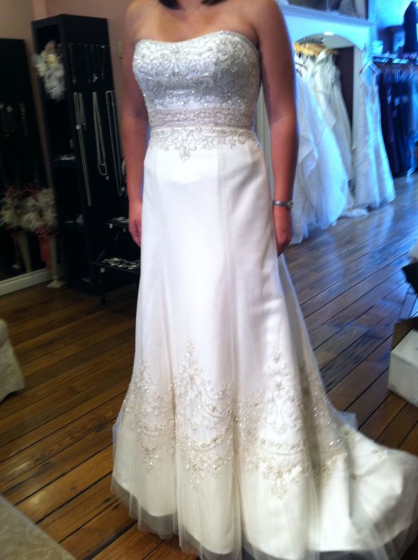 Help me choose between 4 dresses! :  wedding dress Dress1