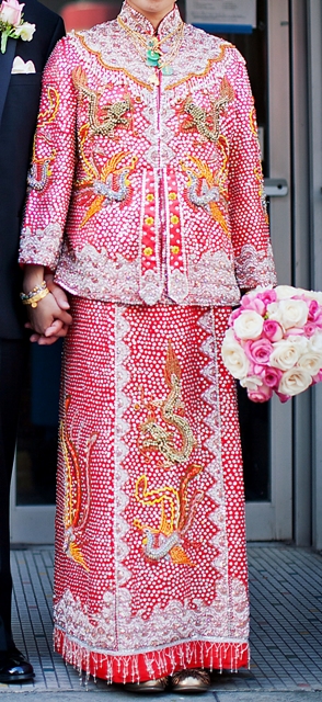 post your qipao/cheongsam/ao dai/quan kua :  wedding qi pao qipao cheongsam ao dai chinese reception dress chinese traditions Qwa