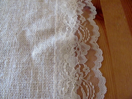 Sewing burlap and lace wedding Burlap And Lace Table Runner 4