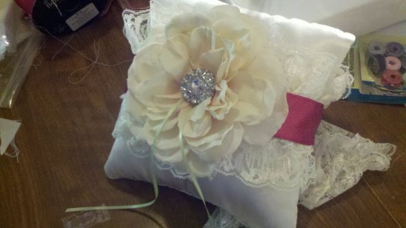 Which ring pillow do you like best? :  wedding diy pillow ring ringbearer Pillow Frillies