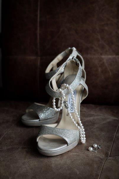Pro Photos Are In *Squeal* (pic heavy) : wedding 377956 10100185231621387 24601048 45520138 1630576688 N
