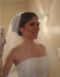 strapless gown, necklaces and the self-conscious bride with chest birthmarks :  wedding birthmarks hair updo anxiety Beehive Hair Up