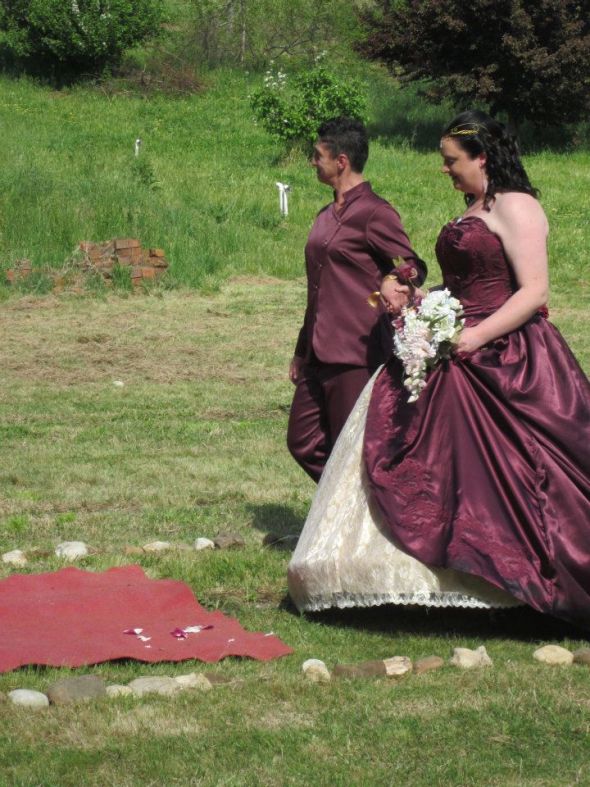 pnina tornai copies? what has your experience been? :  wedding pnina knock off 1 copy replica ebay china gown dress burgandy rose tornai cheap budget 313178 2486808406756 1149036950 32906688 1457999510 N