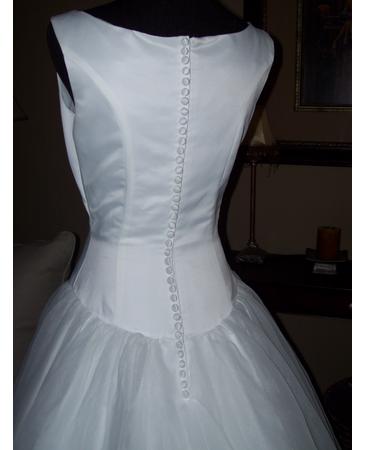 audrey hepburn wedding gown