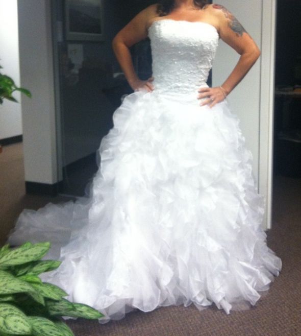 BALL GOWNS!!! Please show me your ball gowns under $2000 please!!! :) :  wedding ball gowns dress swarovski pouffy princess FinalFit