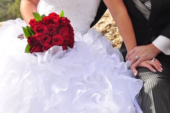 Bridal Bouquets - Colored or White :  wedding bridal bouquets flowers bouquets S1DSC 0303