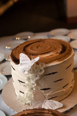 The best kept secret in wedding cakes. Oh man. :  wedding Cake2