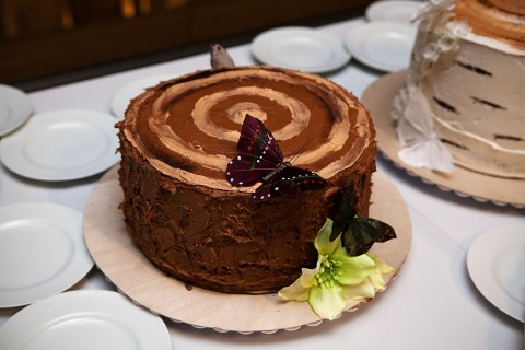 The best kept secret in wedding cakes. Oh man. :  wedding Cake3