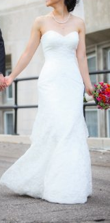 Ivory Oleg Cassini CRL277 Size 0 dress Worn Once! :  wedding wedding dress dress veil lace sweetheart oleg cassini ivory ceremony Front