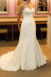 Ivory Oleg Cassini CRL277 Size 0 dress Worn Once! :  wedding wedding dress dress veil lace sweetheart oleg cassini ivory ceremony Full Length