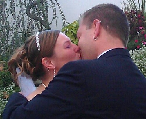 We're Married! (Pics) :  wedding pictures First Kiss
