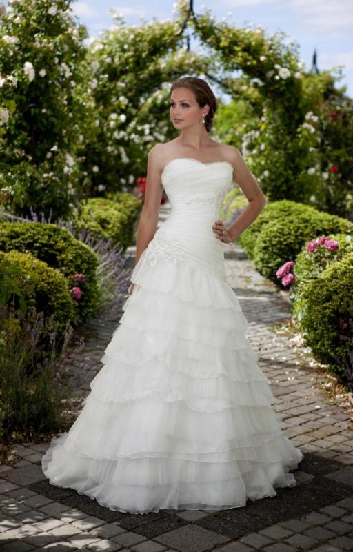 Stock Pic of My Dress