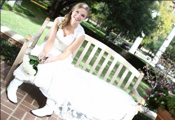 Brides in Boots :  wedding shoes boots Boots2
