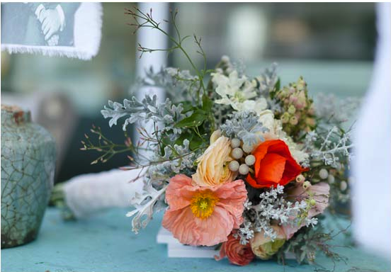 Not your ordinary flower ideas :  wedding bouquet succulents fall flowers unique Succulent Bouquet