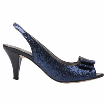 Navy blue wedding shoes for women Blue wedding dresses is very attractive