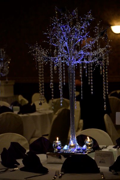 Beautiful Centerpiece :  wedding 318869 2199118330686 1029095340 32536436 785579279 N