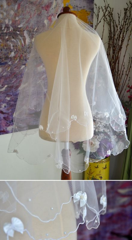 Please show me your VEILS or other HAIR ACCESSORIES! :  wedding veil headband comb pins hair accessories Veil
