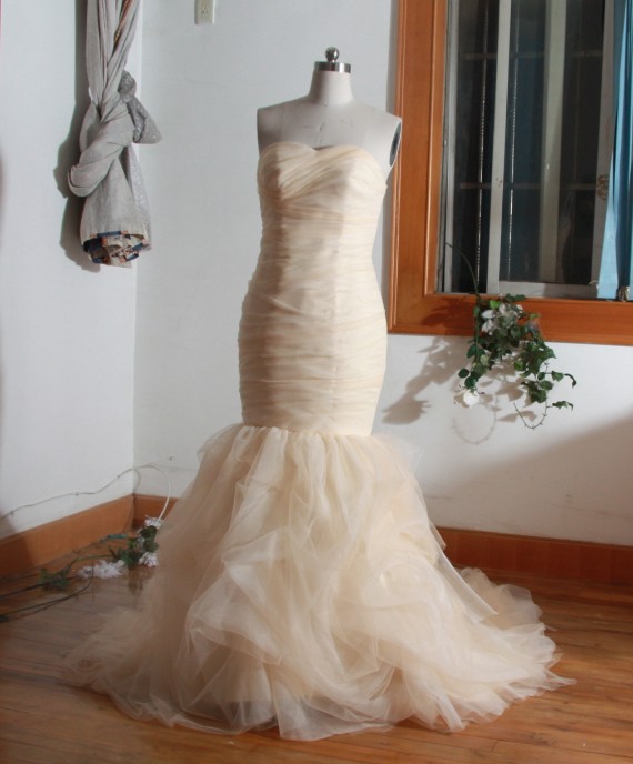Hiring a Chinese Dressmaker :  wedding dressilyme jeff liu kaersen bridal Wedding Dress Picture 01