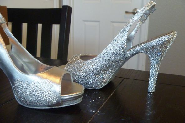 My Crystal Wedding Shoe Progress DIY wedding crystal shoes swarovski 