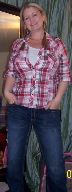 My weight loss journey ove the past couple of years...(Pics) :  wedding April6 018
