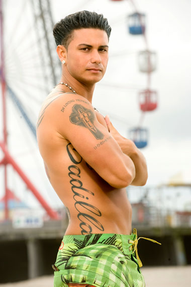 Spinoff: Who is your celeb guy crush? :  wedding Pauly