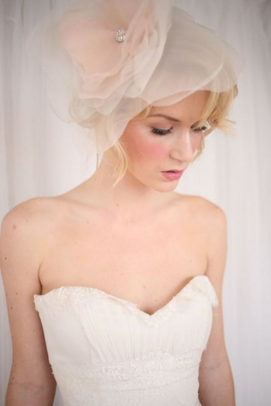 What veil would go with this dress? :  wedding Headpiece
