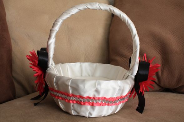 My DIY ring bearer pillow and flower girl basket :) :  wedding ring bearer pillow diy flower girl basket ceremony satin wedding gerber daisy IMG 9184