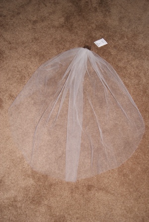 Brand New Elbow Length Diamond White Veil For Sale! :  wedding veil elbow length diamond white simple Blusher