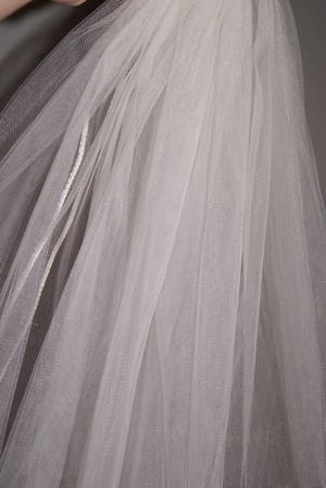 Brand New Elbow Length Diamond White Veil For Sale! :  wedding veil elbow length diamond white simple Close Up Veil