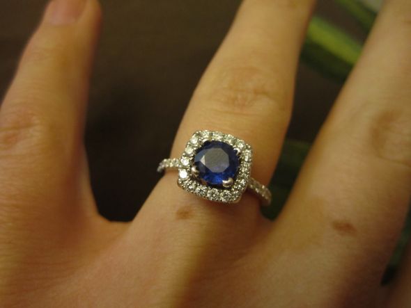 Newly engaged, and new to the bee...wanted to share! :  wedding engagement vancouver newbee sapphire Engagement Ring