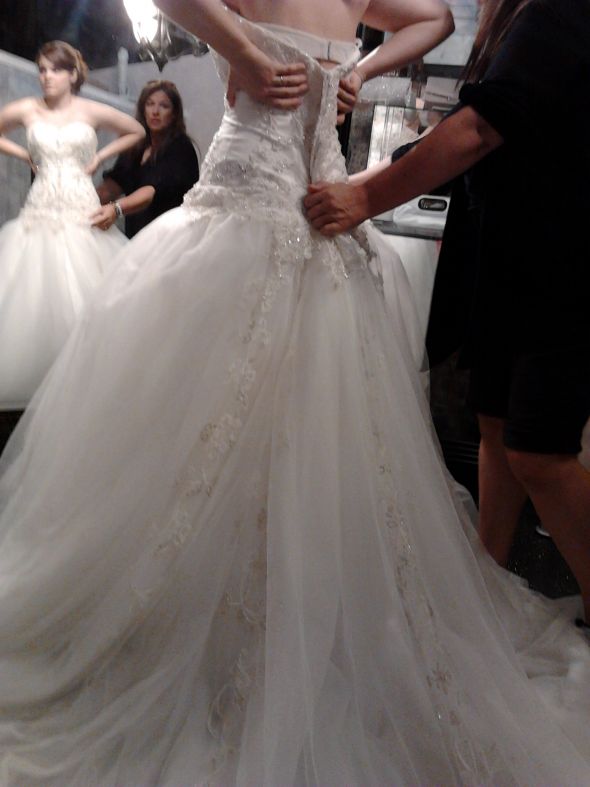 2nd Shopping Expierence Poll and Pics! :  wedding Allure 8868