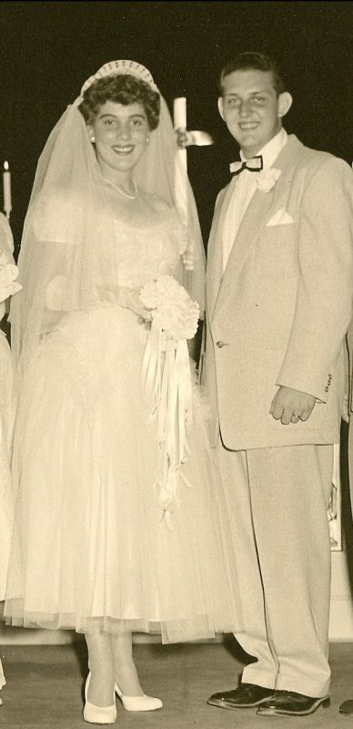 Grandma & Grandpa on their wedding day: Share your family wedding photos! :  wedding photos antique family pictures Secondpic