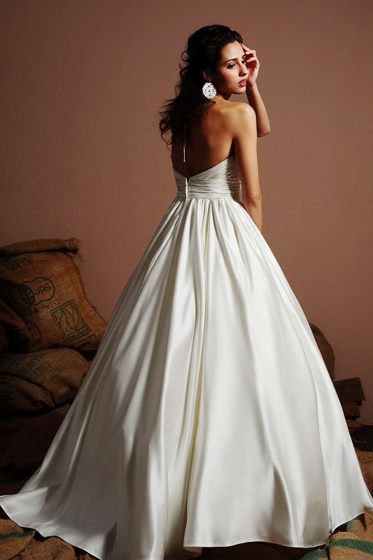Show me your 'plain' dress with ZERO embellishments! :  wedding 1381 2