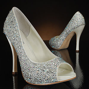 Enzoani Fernanda Bride-to-Be :  wedding enzoani fernanda mermaid charlize benjamin adams heels shoes ivory diamond white perfect .jpg