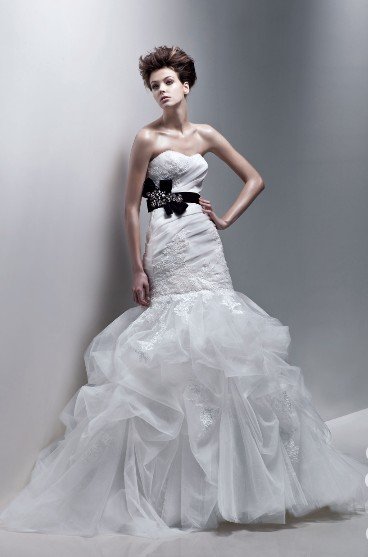 Enzoani Fernanda Bride-to-Be :  wedding enzoani fernanda mermaid charlize benjamin adams heels shoes ivory diamond white perfect Dress With Belt
