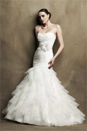 Newbees: What is your dream dress? : wedding jim hjelm lace vintage empire chiffon dress Mikaella