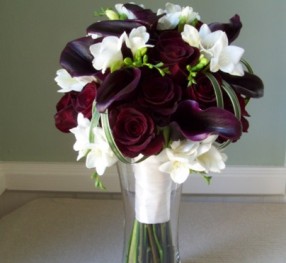 how much did you spend per bouquet? :  wedding price flowers Bridal Bouquet