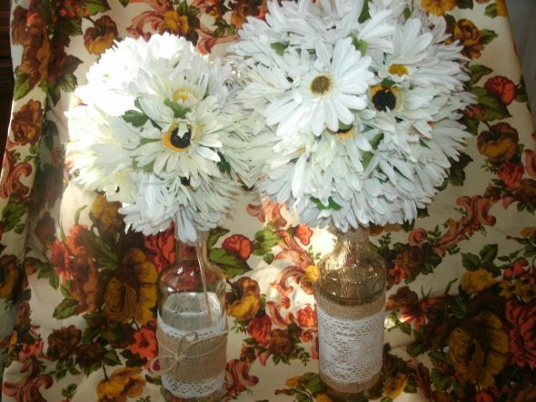 white daisy wedding invitations