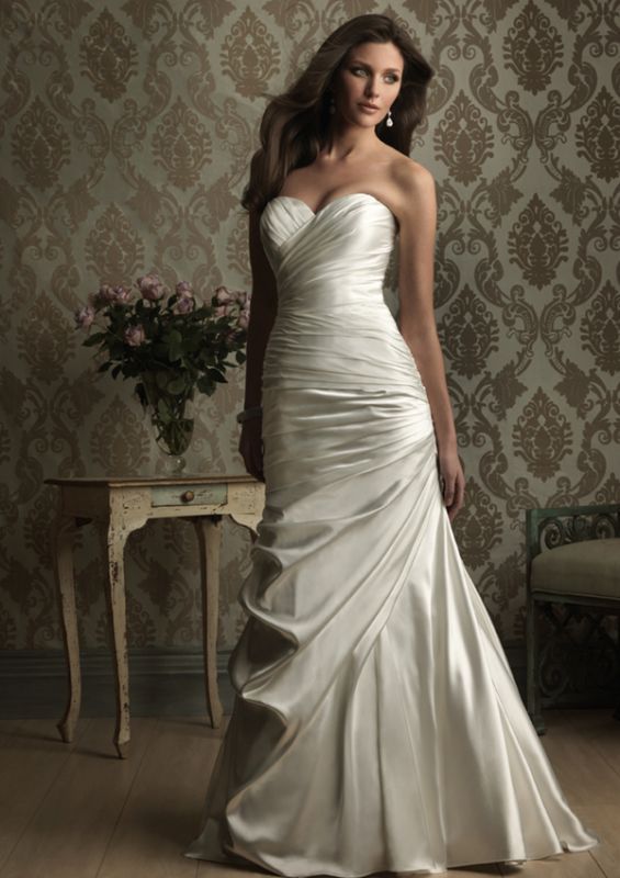Ivory 1 layer perfect with this wedding dress
