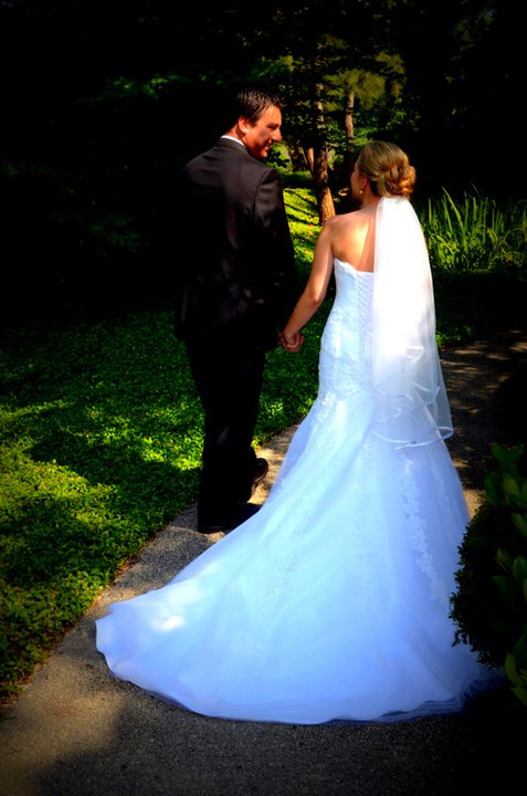 Selling my Alfred Angelo wedding dress Style 2083 :  wedding alfred angelo white satin sweetheart neckline style 2083 wedding dress 252449 525915026290 137901003 30726896 3646451 N