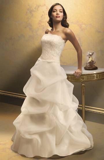 Photos of Real Brides in Paloma Blanca 3609, please! :  wedding dress paloma blanca 3609 1 pick up skirt lace bodice organza PalomaBlanca3609