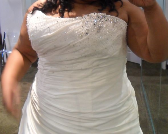 Impression or Alfred Angelo :  wedding impression 3057 Imp3