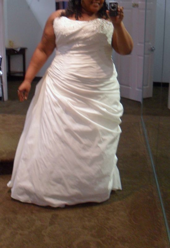 Impression or Alfred Angelo :  wedding impression 3057 Imp5
