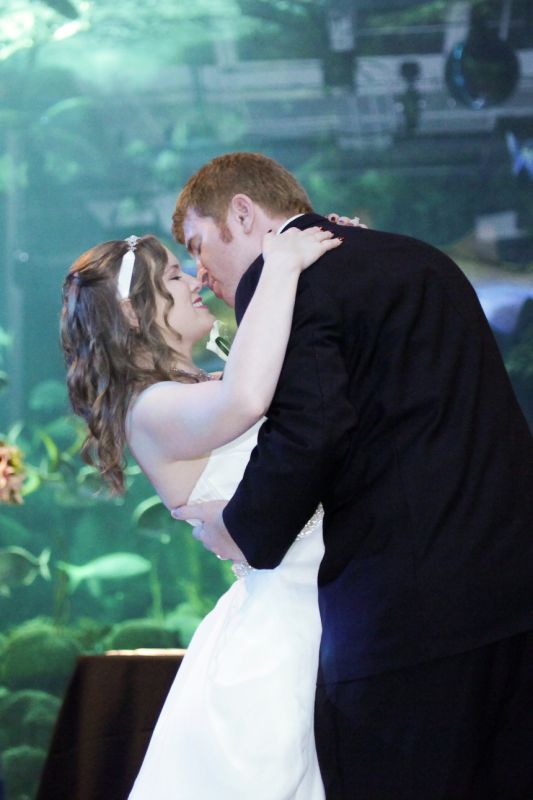 What were your favorite professional pictures from your big day? :  wedding best pics ZZRBrideandGroomFirstDanceDip