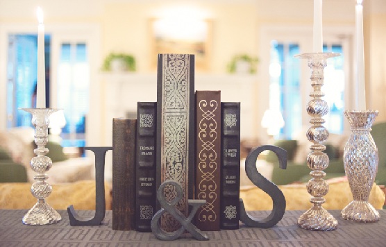 letter bookends
