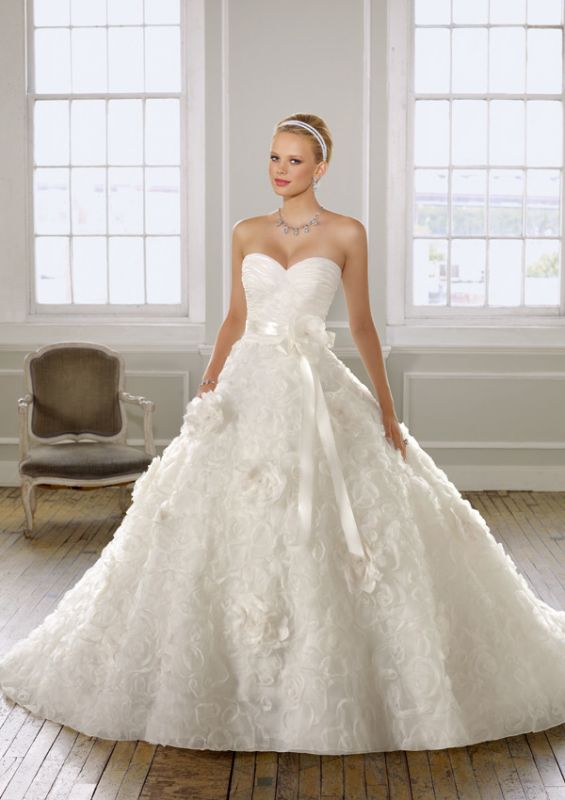 Anyone else pick a wedding dress similar to your prom dress? Post pics! : wedding prom dress wedding pics Mori Lee 1