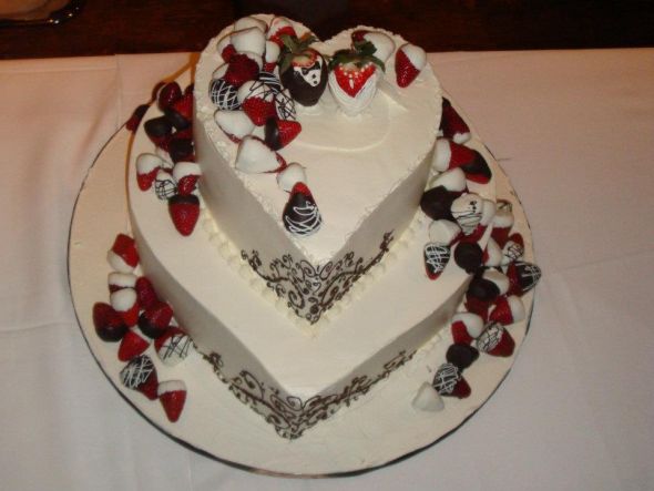 It's my strawberry short(wedding)cake!!! :  wedding Cake4