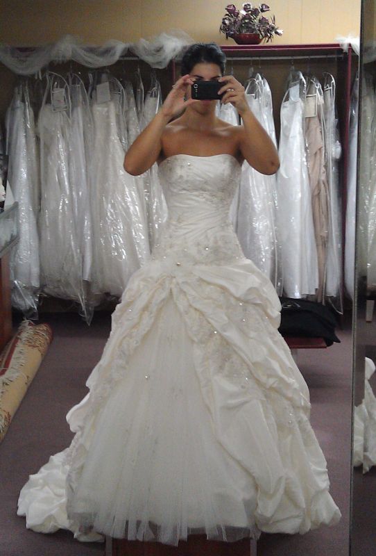 Allure Brides :  wedding Dress 003